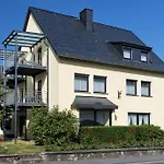 Moselweingut&gästehaus Hubertushof Trittenheim