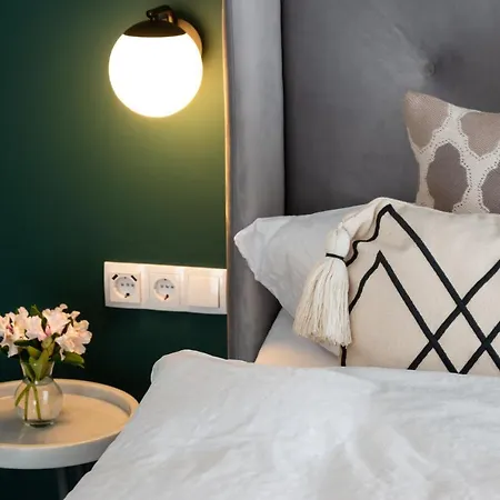 Moselweingut & Gaestehaus Hubertushof 3*