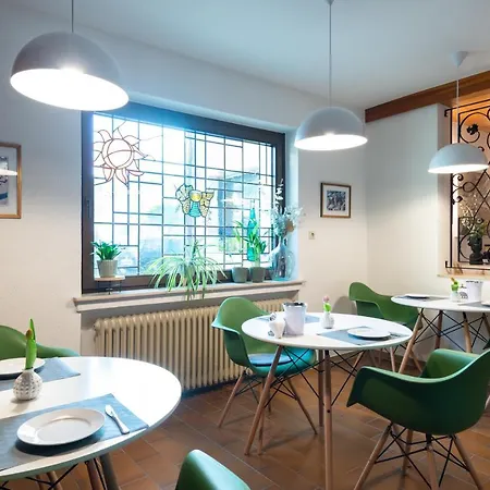 Moselweingut & Gaestehaus Hubertushof 3*