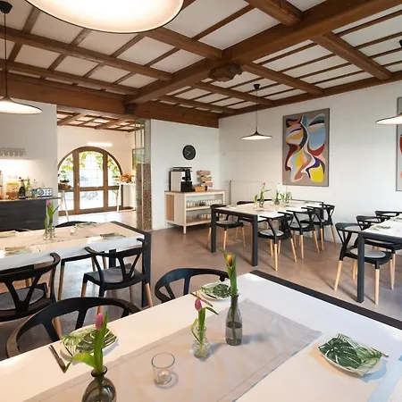 Moselweingut & Gaestehaus Hubertushof 3*