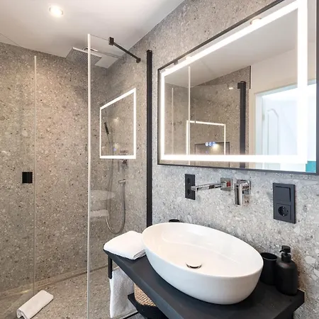 Πανσιόν Moselweingut & Gaestehaus Hubertushof