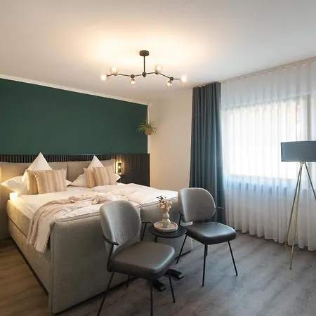 Moselweingut&gästehaus Hubertushof 3*